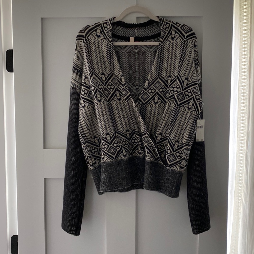 Anthropologie Size medium sweater